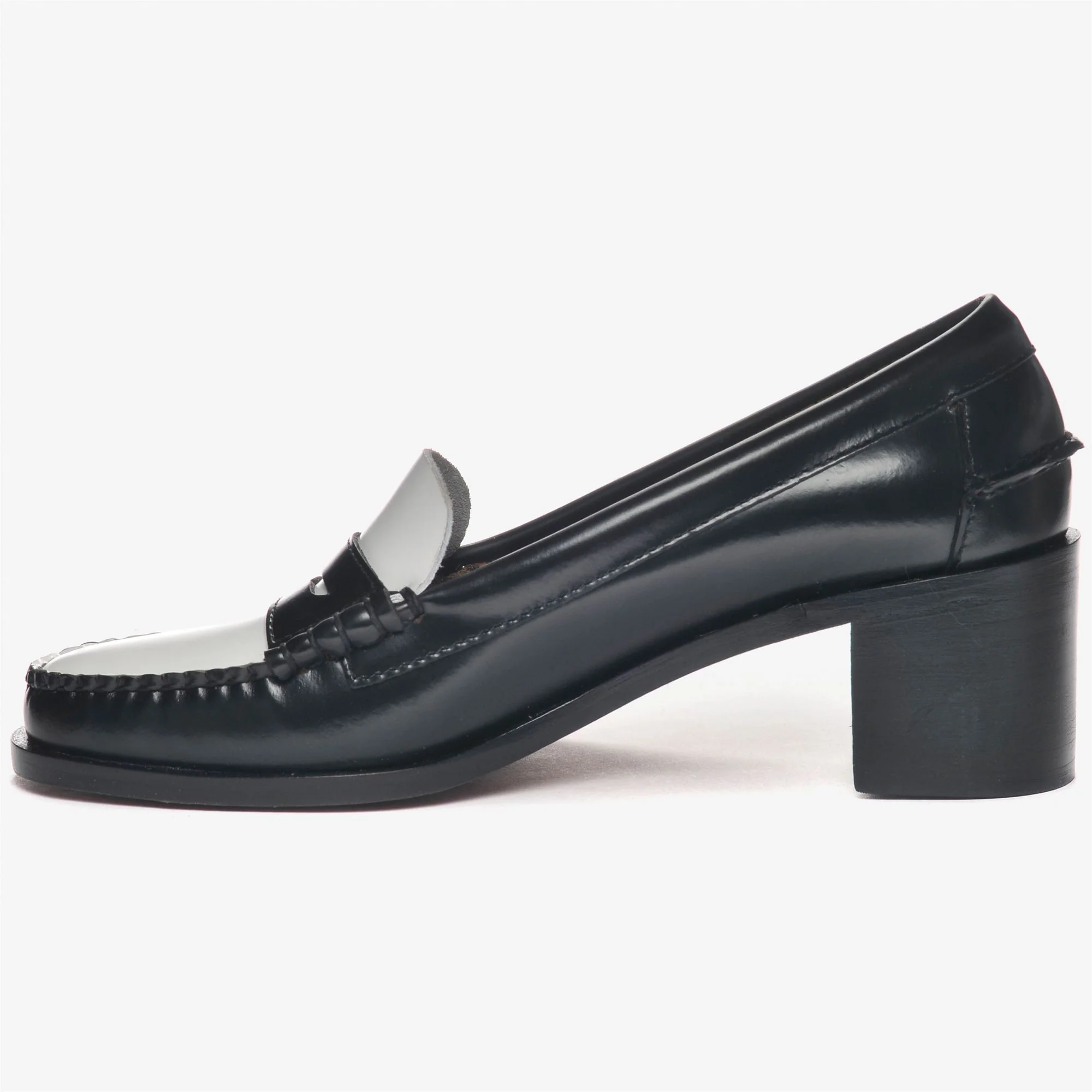 EGLE WOMAN - Moc - Moccasin - Woman - Black-White-Black-White - Image 3